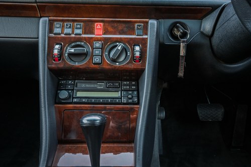 1995 Mercedes-Benz E36 AMG Auto W124 For Sale (picture 22 of 99)