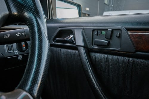 1995 Mercedes-Benz E36 AMG Auto W124 For Sale (picture 28 of 99)