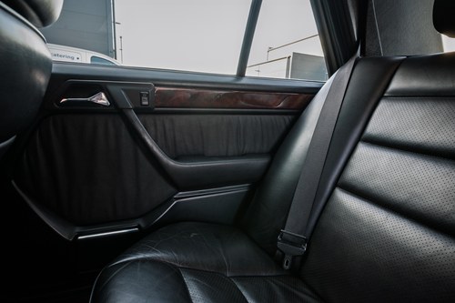 1995 Mercedes-Benz E36 AMG Auto W124 For Sale (picture 39 of 99)