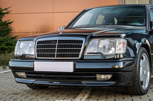 1995 Mercedes-Benz E36 AMG Auto W124 For Sale (picture 47 of 99)