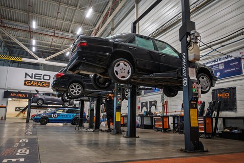 1995 Mercedes-Benz E36 AMG Auto W124 For Sale (picture 76 of 99)