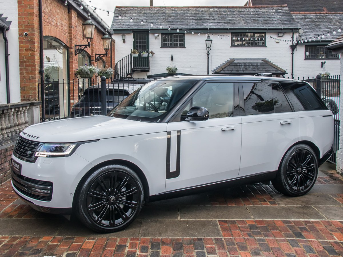 Pearl Range Rover 2023 Land Rover Range Rover ostuni-pearl-white Manual Right Hand Drive ...