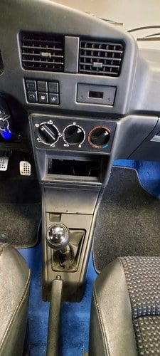 1992 Peugeot 309 GTi 16v à venda (imagem 24 de 81)