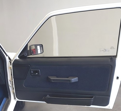 1992 Peugeot 309 GTi 16v à venda (imagem 37 de 81)