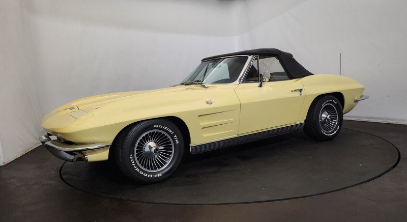 1963 Chevrolet Corvette - 2 1963 Chevrolet Corvette - 2