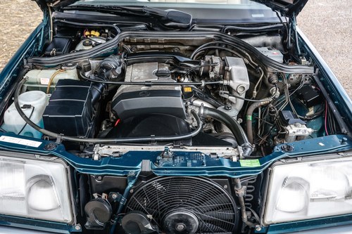 1997 Mercedes C124 E220 Cabriolet For Sale (picture 108 of 146)