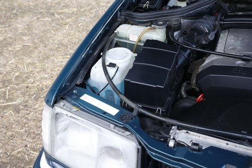 1997 Mercedes C124 E220 Cabriolet For Sale (picture 115 of 146)