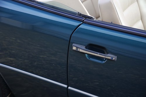 1997 Mercedes C124 E220 Cabriolet For Sale (picture 67 of 146)