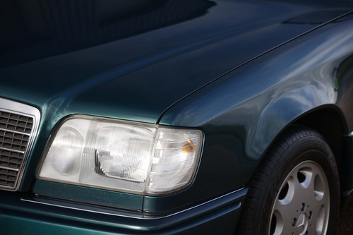 1997 Mercedes C124 E220 Cabriolet For Sale (picture 85 of 146)