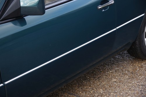 1997 Mercedes C124 E220 Cabriolet For Sale (picture 93 of 146)