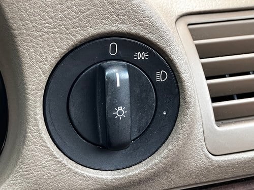 1998 BMW 740i E38 Te koop (foto 48 van 112)