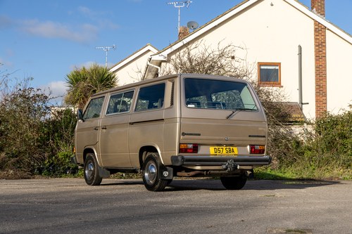 1986 Volkswagen T25 Caravelle GL Te koop (foto 37 van 236)