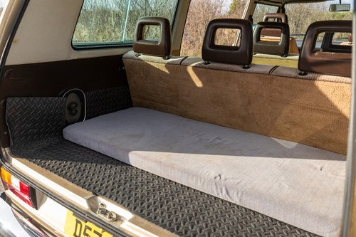 1986 Volkswagen T25 Caravelle GL Te koop (foto 54 van 236)