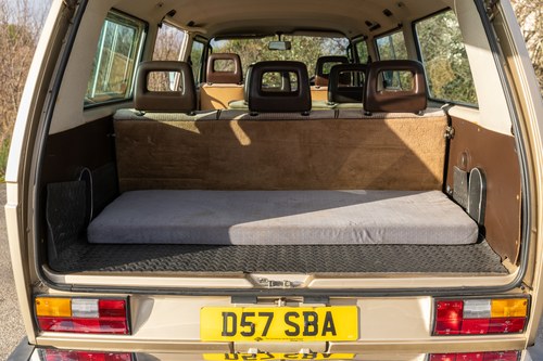 1986 Volkswagen T25 Caravelle GL Te koop (foto 38 van 236)