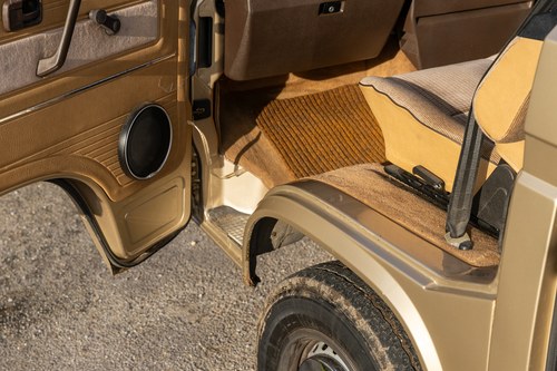 1986 Volkswagen T25 Caravelle GL Te koop (foto 67 van 236)