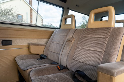 1986 Volkswagen T25 Caravelle GL Te koop (foto 94 van 236)