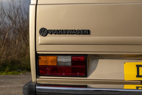 1986 Volkswagen T25 Caravelle GL Te koop (foto 139 van 236)