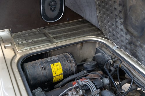 1986 Volkswagen T25 Caravelle GL Te koop (foto 176 van 236)