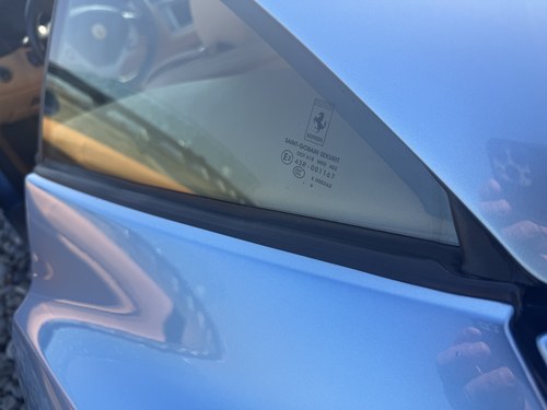 2010 Ferrari California till salu (bild 49 av 68)