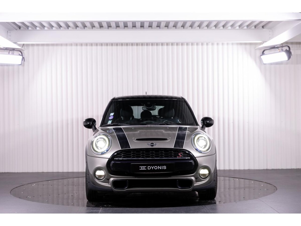 2019 Mini Hatchback Zilver Automatisch, 7+ versnellingen Rechts in ...
