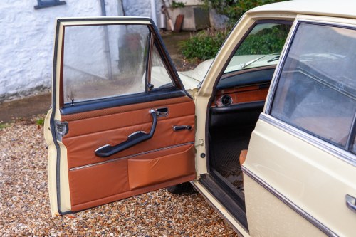 1971 Mercedes-Benz 280S (W108) till salu (bild 32 av 188)