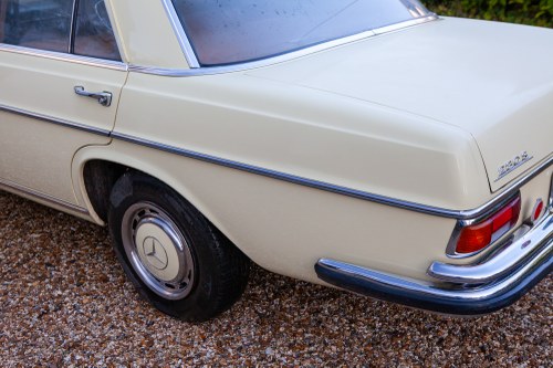 1971 Mercedes-Benz 280S (W108) till salu (bild 131 av 188)