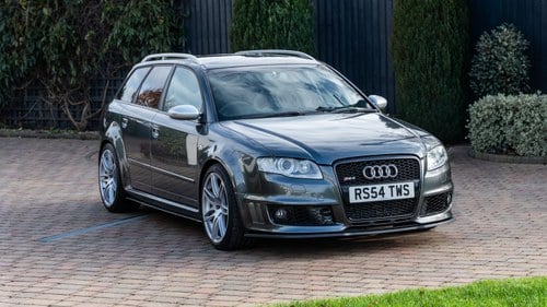 2007 Audi RS4 Quattro B7 till salu (bild 1 av 274)