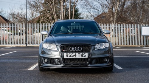 2007 Audi RS4 Quattro B7 till salu (bild 3 av 274)