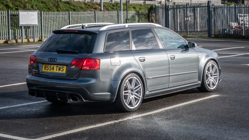 2007 Audi RS4 Quattro B7 till salu (bild 11 av 274)