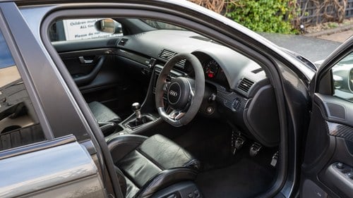 2007 Audi RS4 Quattro B7 till salu (bild 16 av 274)