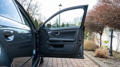 2007 Audi RS4 Quattro B7 till salu (bild 87 av 274)