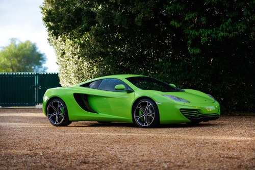 Imagem 1 de 2012 McLaren MP4-12C