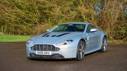 Aston Martin Vantage V12