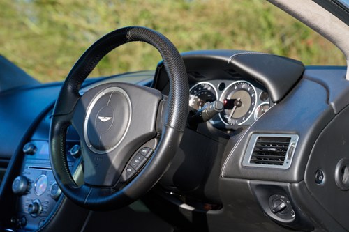 2010 Aston Martin Vantage V12 Te koop (foto 29 van 155)