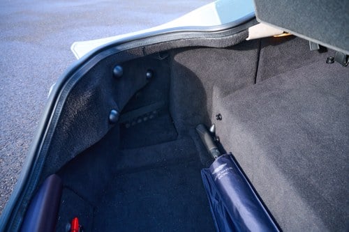 2010 Aston Martin Vantage V12 Te koop (foto 58 van 155)