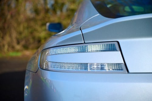 2010 Aston Martin Vantage V12 Te koop (foto 97 van 155)