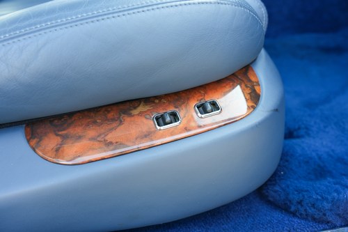 2001 Bentley Arnage Red Label 6.75L V8 LHD till salu (bild 30 av 109)