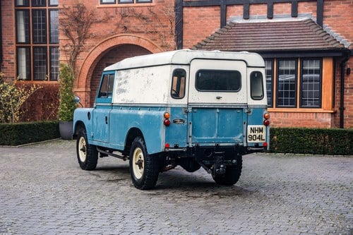 1972 Land Rover Series III 109" For Sale (picture 4 of 177)