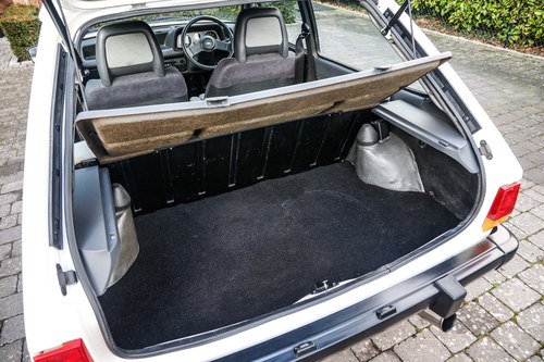 1983 Ford Fiesta Mk1 XR2 à vendre (picture 39 of 164)