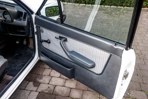 1983 Ford Fiesta Mk1 XR2 à vendre (picture 22 of 164)