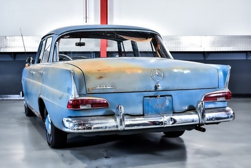 1962 Mercedes-Benz 190C "Heckflosse" Sedan 1,9L I4 In vendita (immagine 14 di 108)