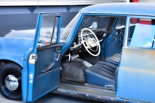 1962 Mercedes-Benz 190C "Heckflosse" Sedan 1,9L I4 In vendita (immagine 27 di 108)