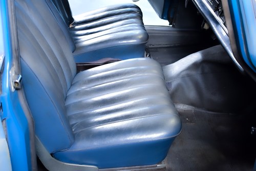 1962 Mercedes-Benz 190C "Heckflosse" Sedan 1,9L I4 In vendita (immagine 38 di 108)