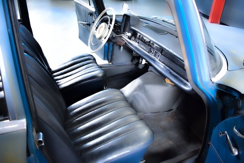1962 Mercedes-Benz 190C "Heckflosse" Sedan 1,9L I4 In vendita (immagine 41 di 108)
