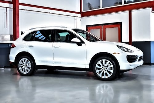 2014 Porsche Cayenne S E-Hybrid SUV 3,0L V6 till salu (bild 13 av 109)