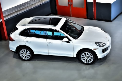 2014 Porsche Cayenne S E-Hybrid SUV 3,0L V6 till salu (bild 18 av 109)