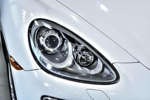 2014 Porsche Cayenne S E-Hybrid SUV 3,0L V6 till salu (bild 74 av 109)