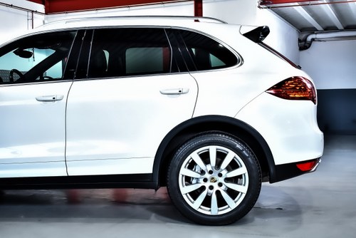 2014 Porsche Cayenne S E-Hybrid SUV 3,0L V6 till salu (bild 90 av 109)