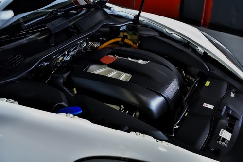 2014 Porsche Cayenne S E-Hybrid SUV 3,0L V6 till salu (bild 102 av 109)