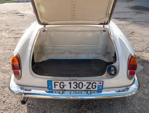 1965 Alfa Romeo Spider 1600 Veloce with Period Upgrades till salu (bild 62 av 208)